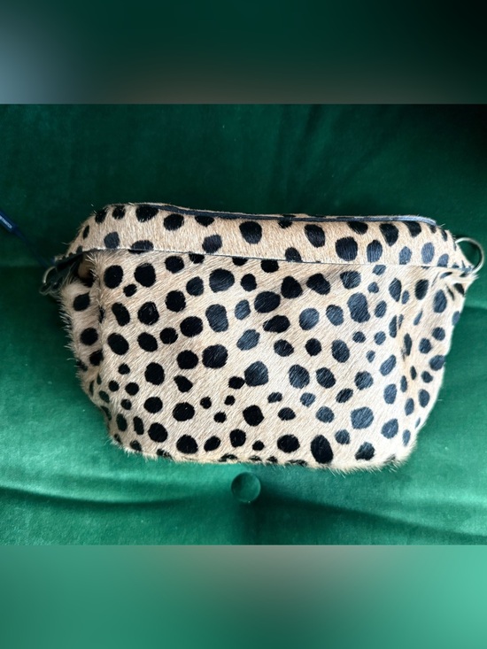 Parker Thatch Handbags - NWT Parker Thatch Sidekick